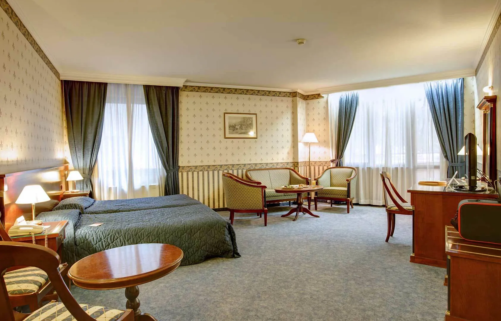 Hotel Downtown - Top Location In The Heart Of Sofia City
