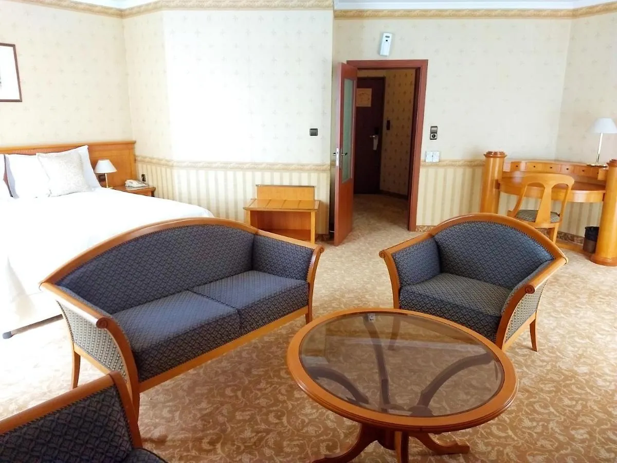 Hotel Downtown - Top Location In The Heart Of Sofia City