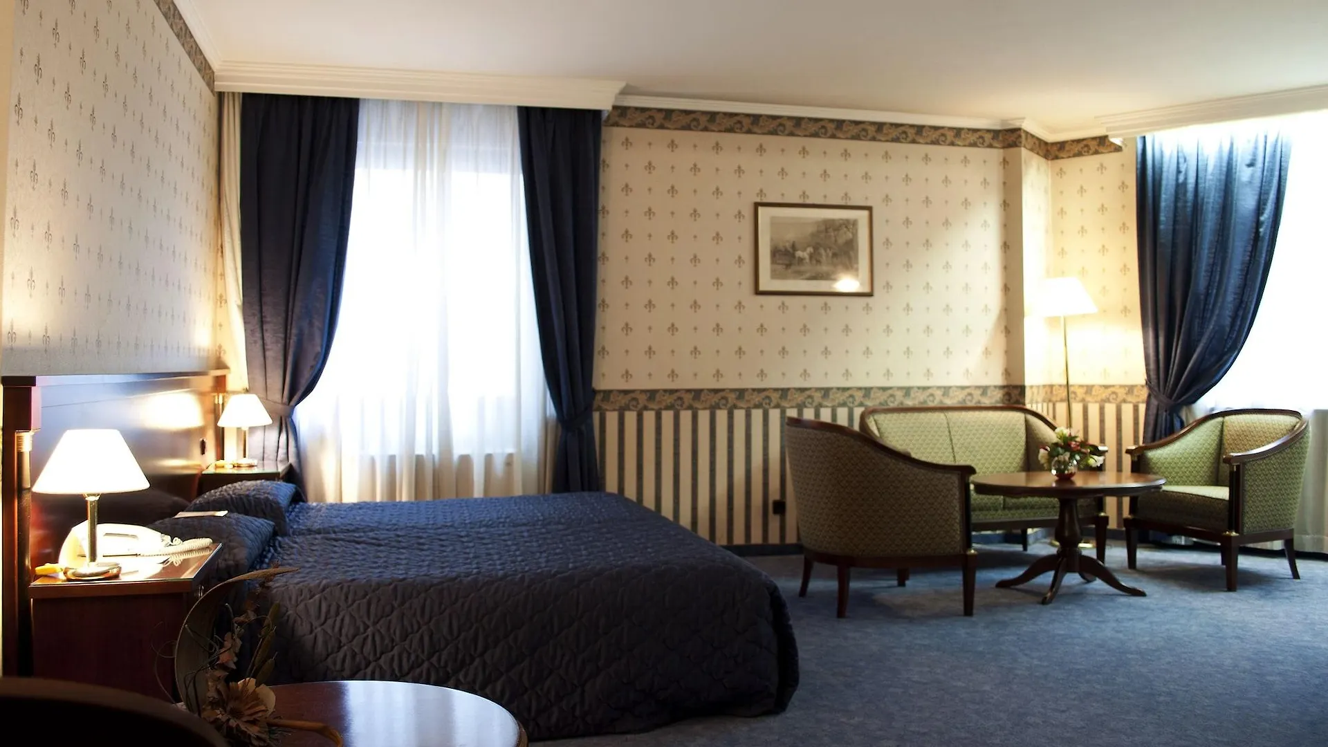 ****  Hotel Downtown - Top Location In The Heart Of Sofia City Болгария
