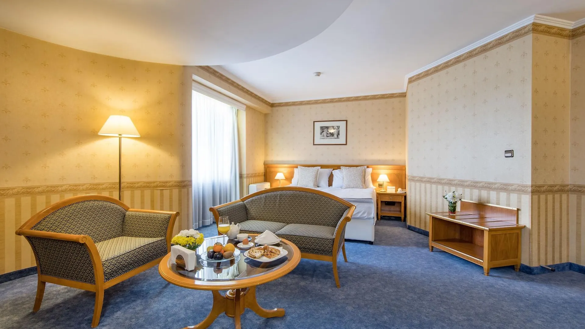 Hotel Downtown - Top Location In The Heart Of Sofia City