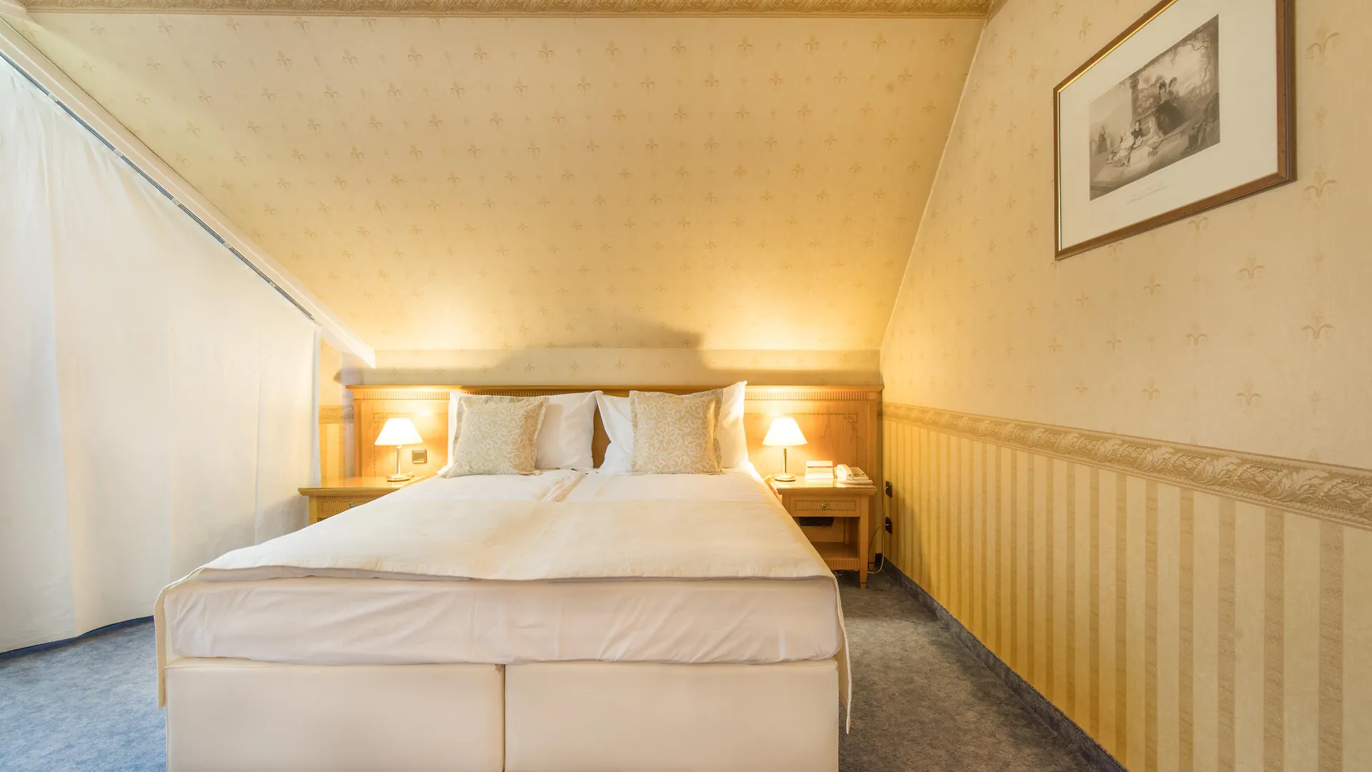 Hotel Downtown - Top Location In The Heart Of Sofia City