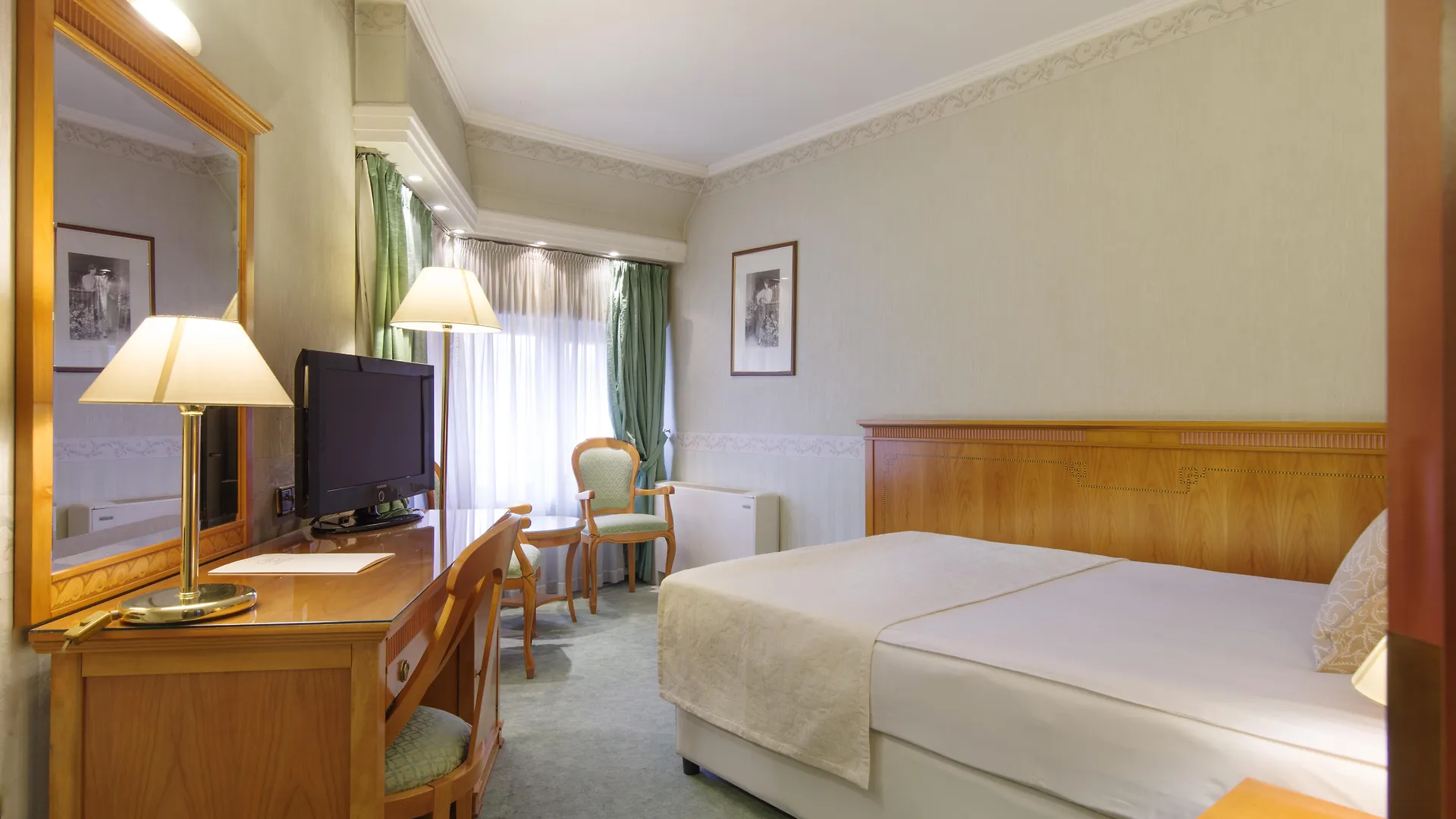 Hotel Downtown - Top Location In The Heart Of Sofia City