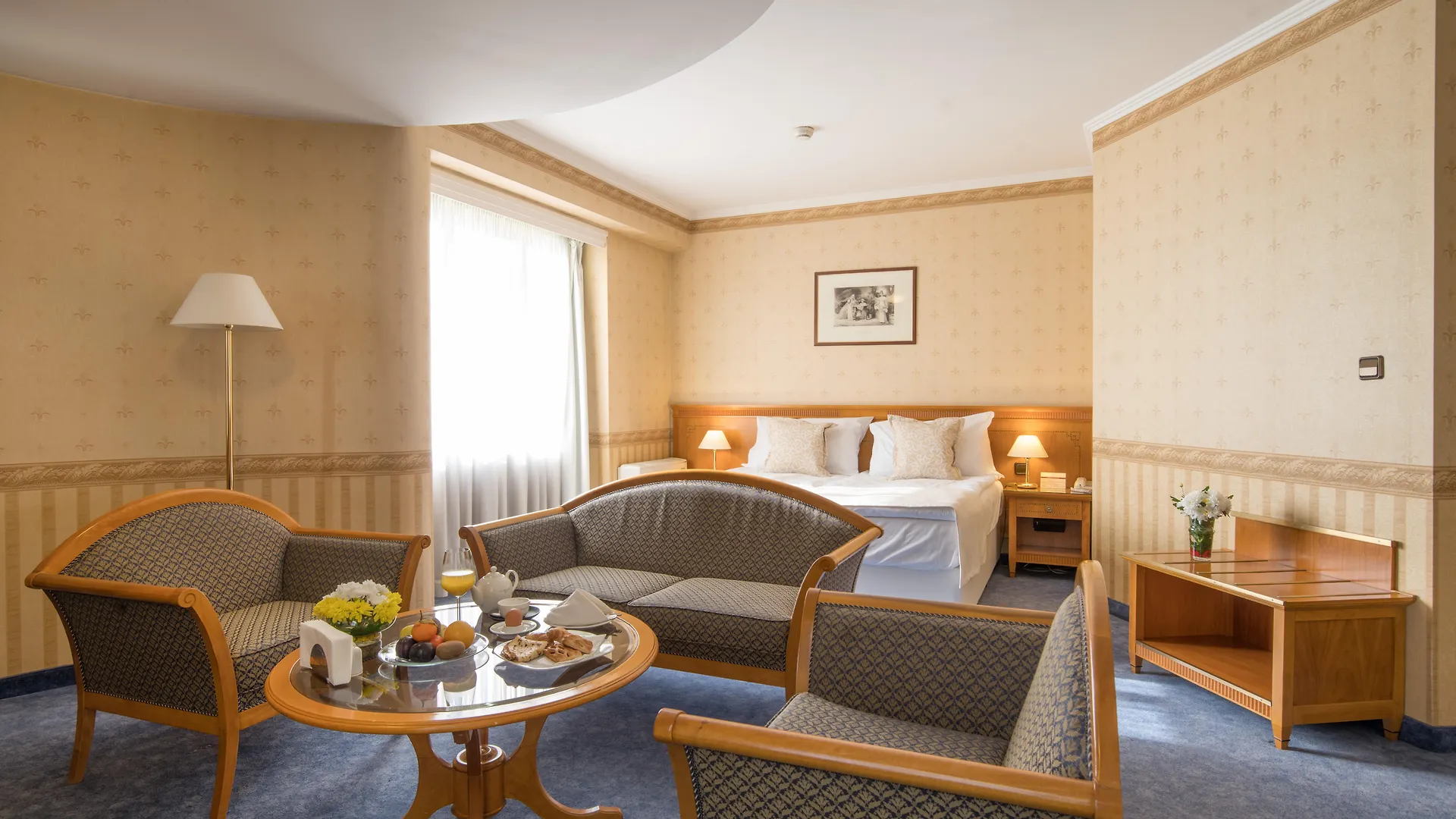 Hotel Downtown - Top Location In The Heart Of Sofia City contacts