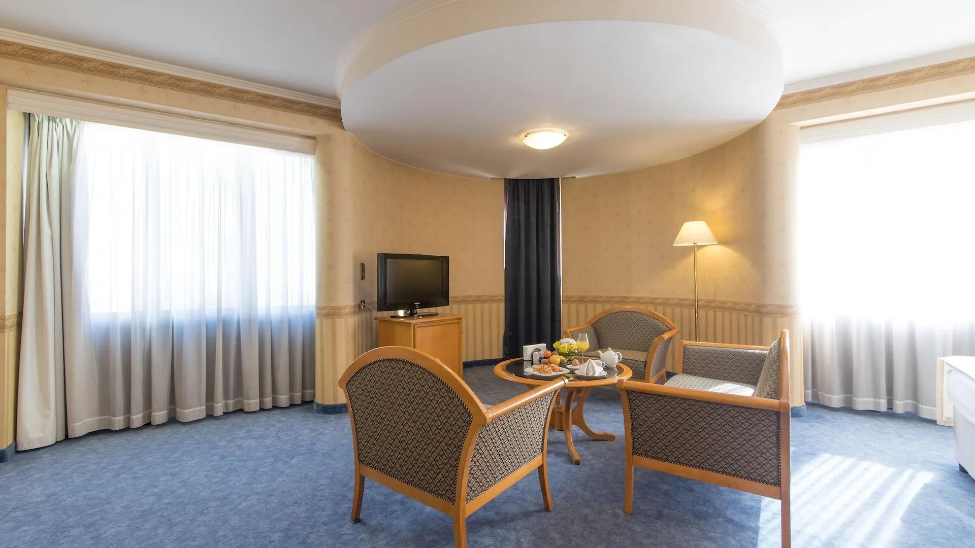 Hotel Downtown - Top Location In The Heart Of Sofia City