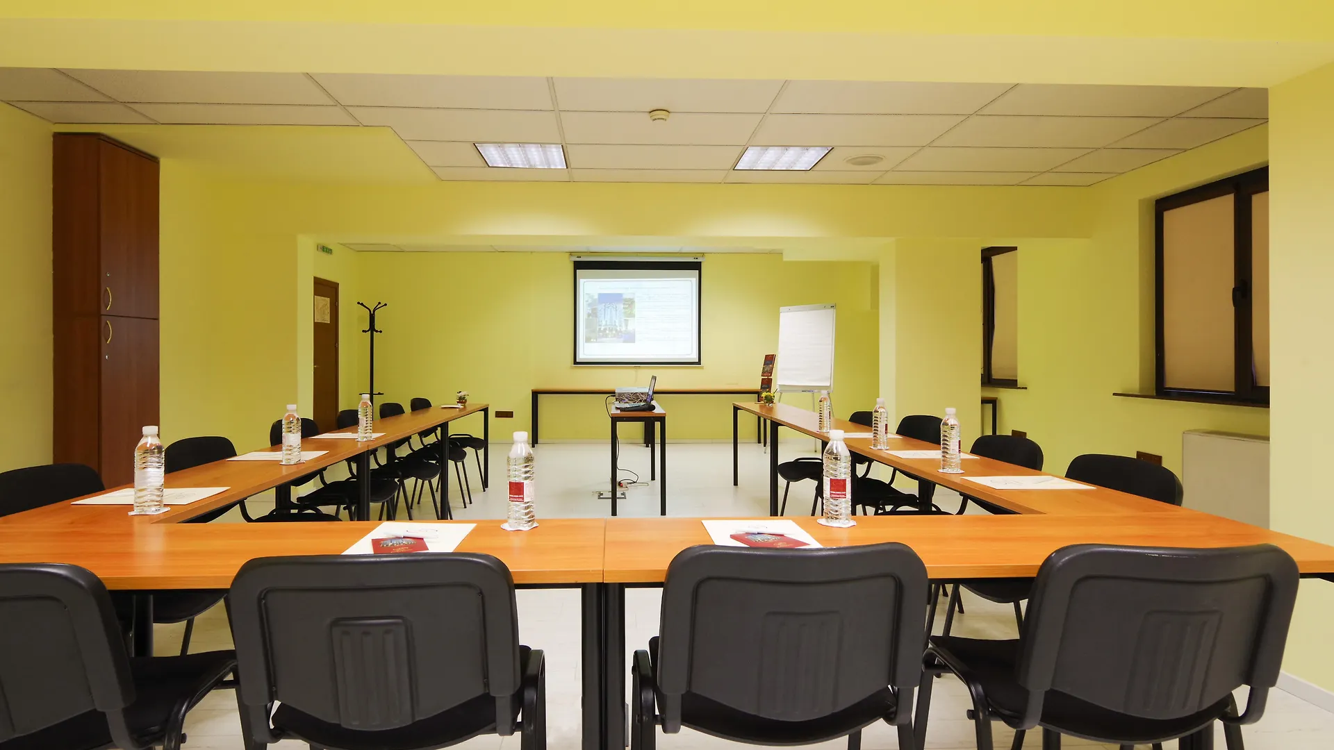 Hotel Downtown - Top Location In The Heart Of Sofia City