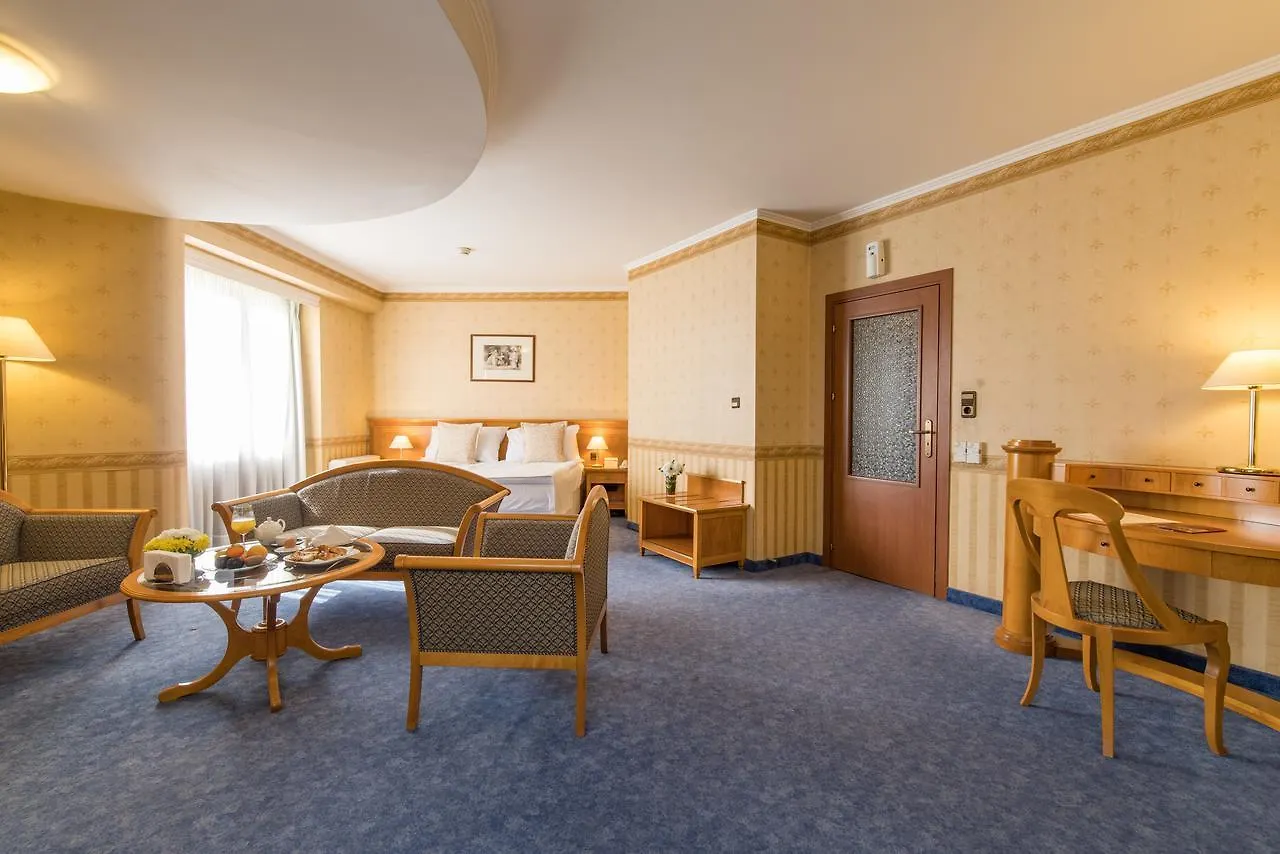 Hotel Downtown - Top Location In The Heart Of Sofia City